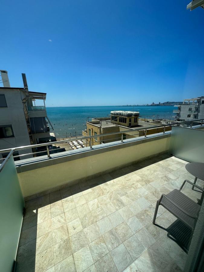 Split Rooftop Suites Durres Exterior photo